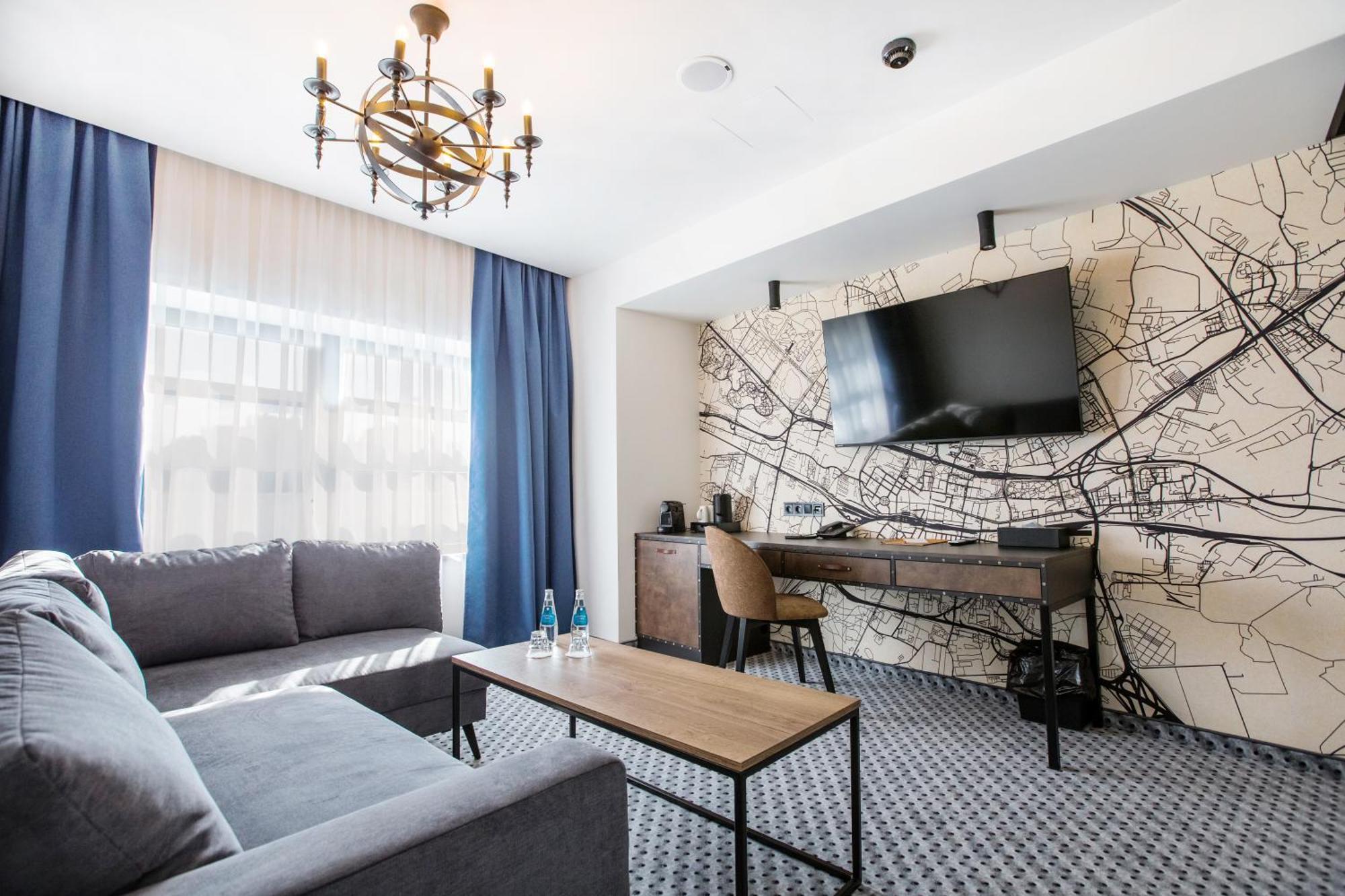 Hotel M23 Mariacka Centrum 4*
