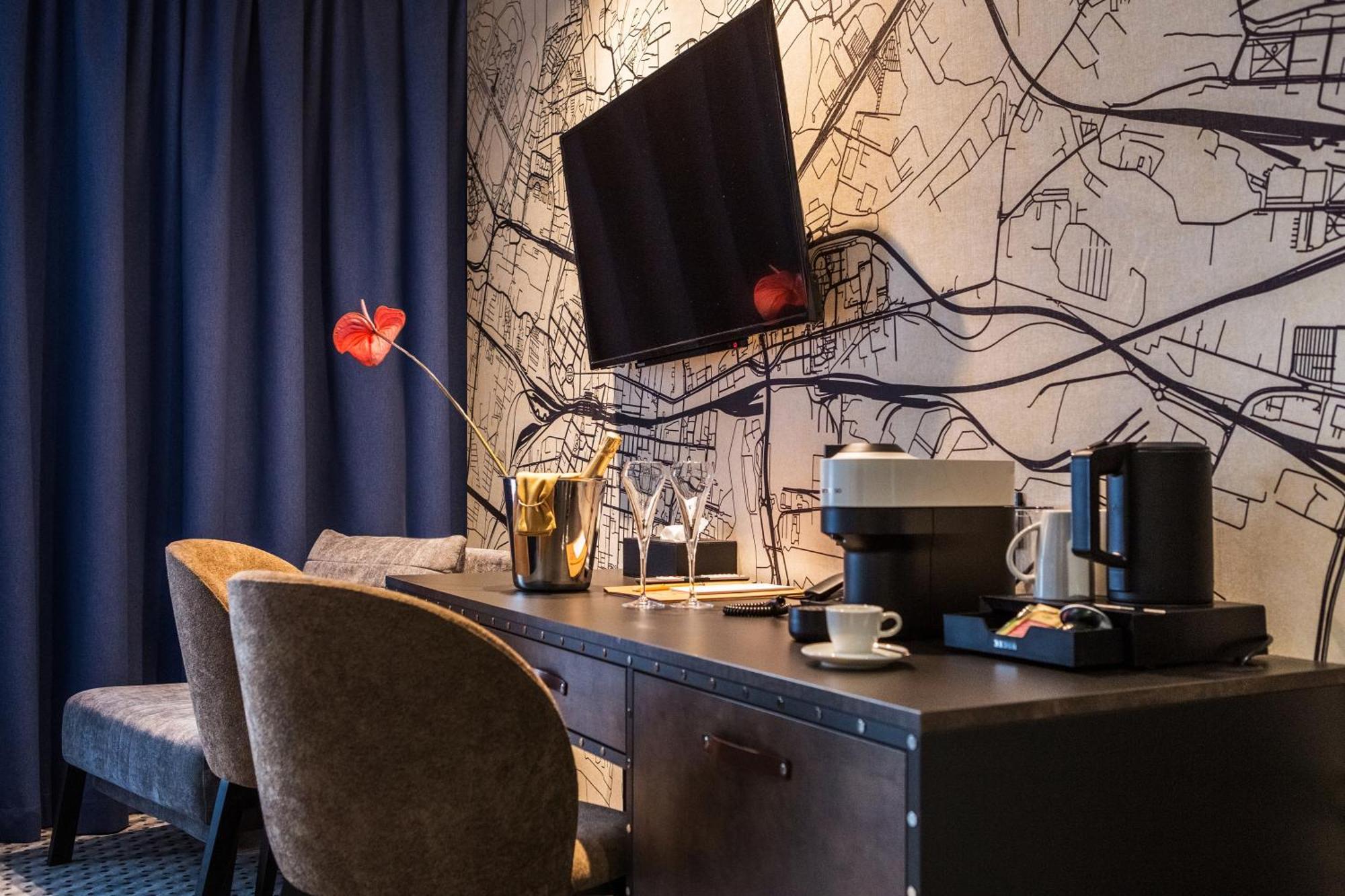 Hotel M23 Mariacka Centrum 4*